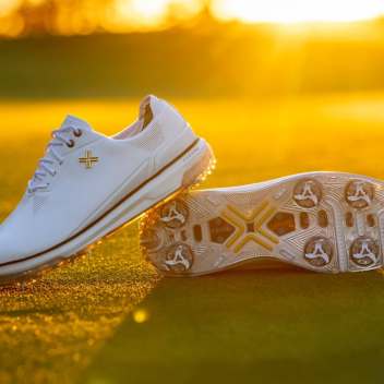 PAYNTR Golf, a Golf Shoe Brand Founded by Former Nike and Under Armour Executives, Grows Rapidly with Investment from Australian Golfer Jason Day