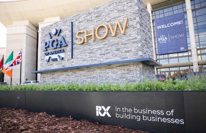 高尔夫行业正当时！2026 PGA Show：模拟器是热点，鞋服包袋创新多
