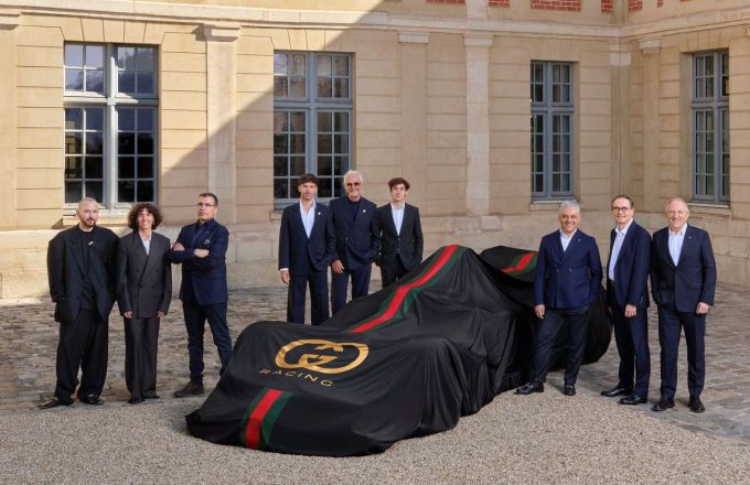 穿GUCCI的F1赛车要来了！2027赛季起，GUCCI成为Alpine车队冠名赞助商