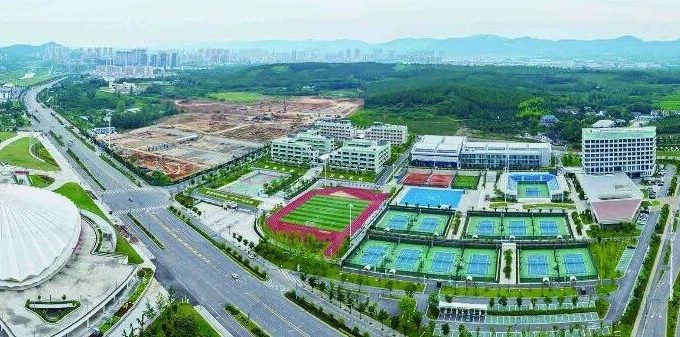 Asia's Largest Red Clay Tennis Base Lands in Jingshan, Hubei!