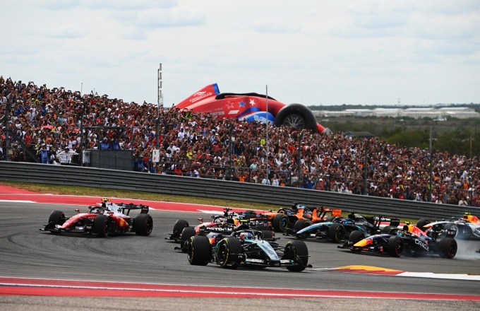 F1结束后，美国奥斯汀赛道的全年生意经：主题公园、私人俱乐部、音乐演出、度假村...